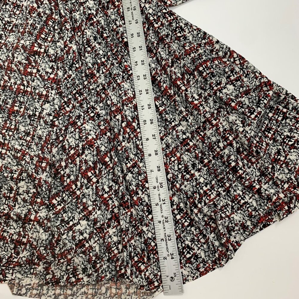 Maggy London Petite Abstract Print Dress - US 4P - Black White & Red - Polyester - Picture 6 of 6